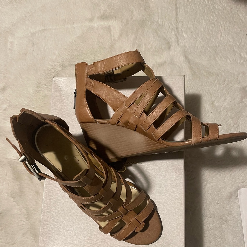 Jessica Simpson Wedges - Picture 2 of 4